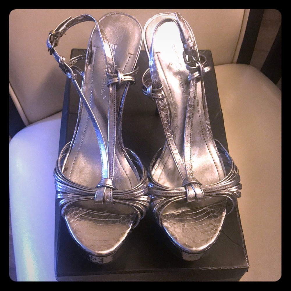 New bcbg heels